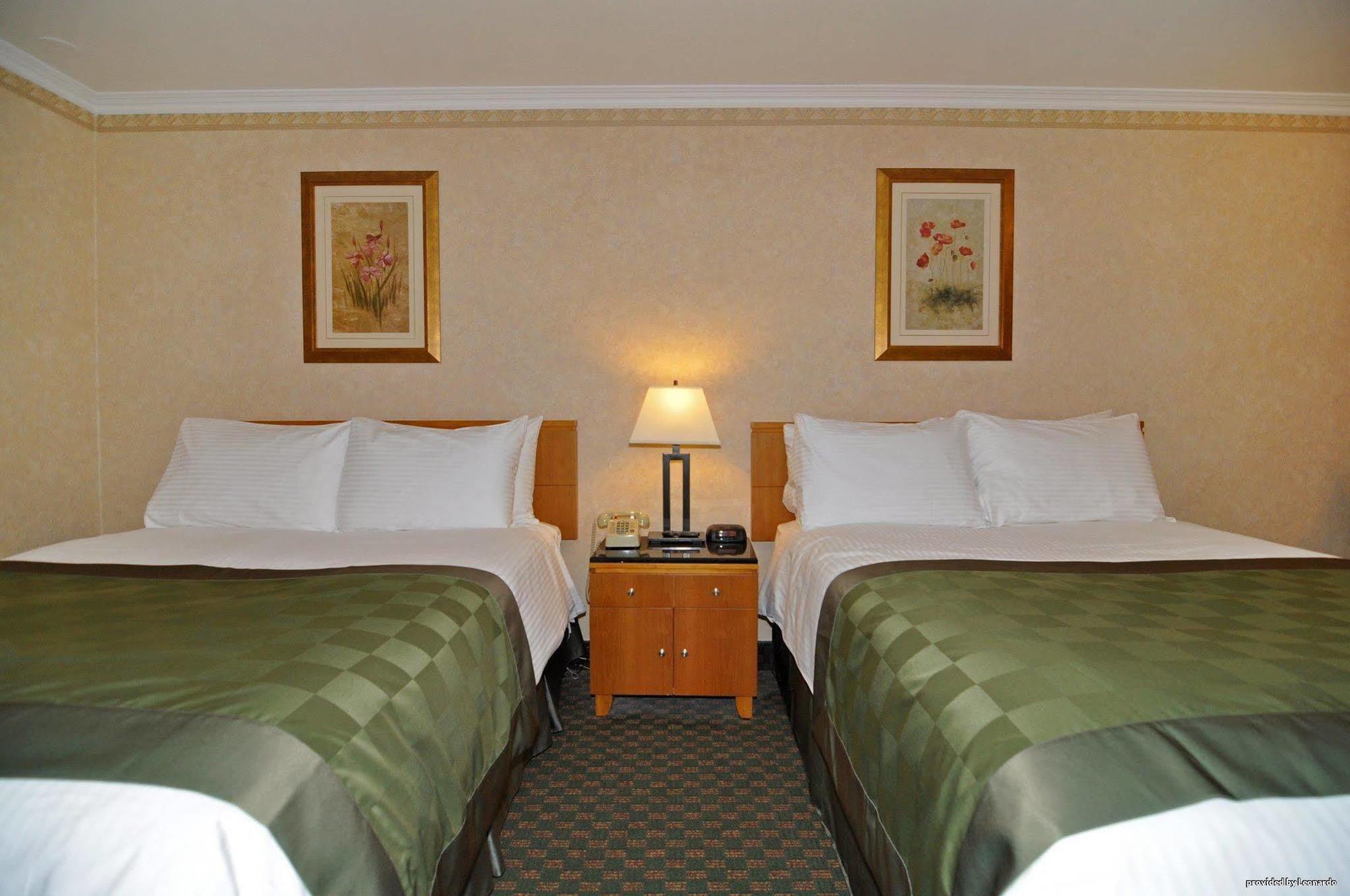 Monterey Park Inn Oda fotoğraf